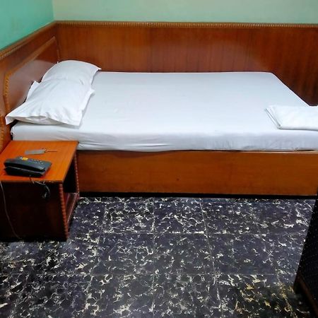 Hotel Heera Kolkata Eksteriør bilde