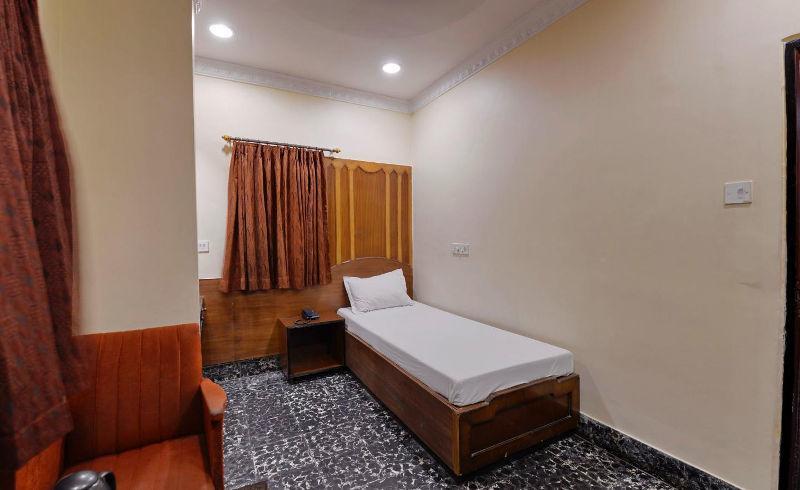 Hotel Heera Kolkata Eksteriør bilde