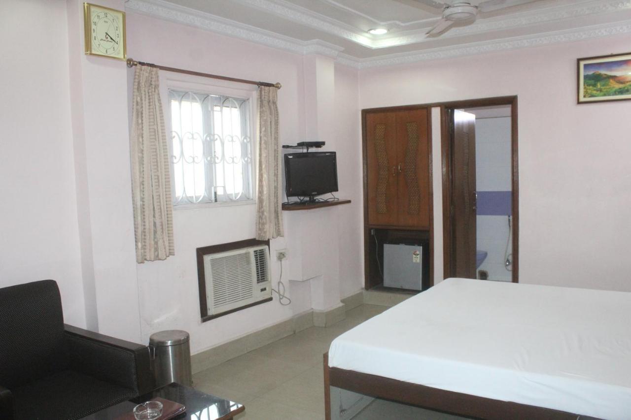 Hotel Heera Kolkata Eksteriør bilde